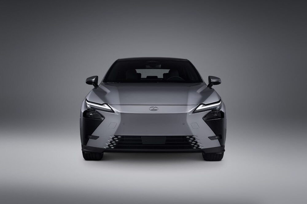 2026 Lexus ES500e Luxury - Front