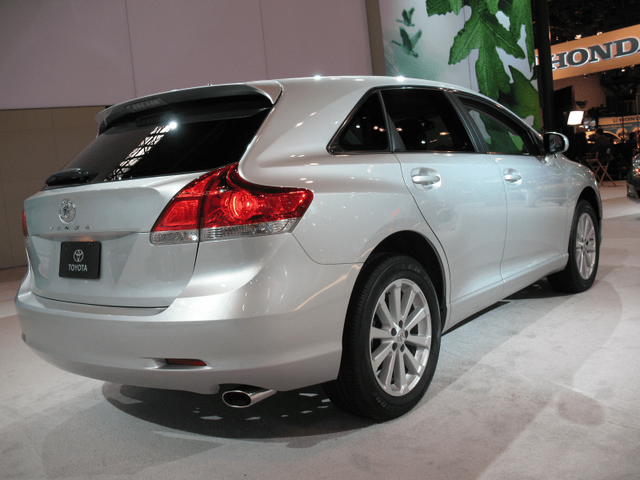 2010 Toyota Venza Rear 3/4