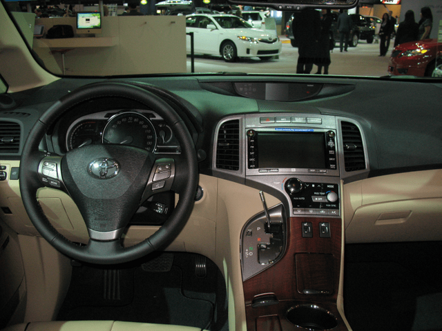 2010 Toyota Venza Interior dash