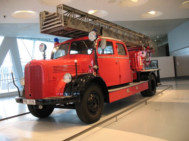 Mercedes Ladder Truck