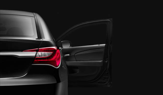 Chrysler 200 door open