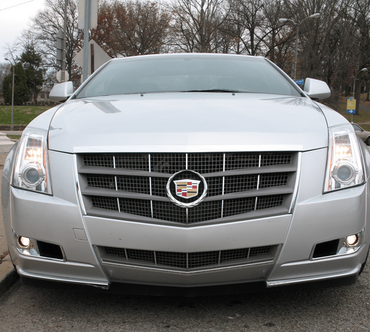 2011 Cadillac CTS Coupe front 2