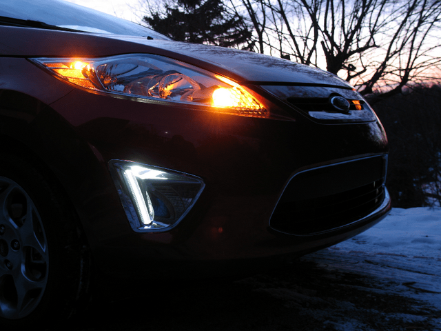 2011 Ford Fiesta 009.png