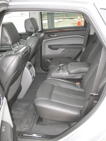 2010 Cadillac SRX Turbo Premium 054.png