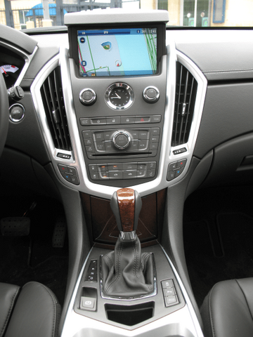 2010 Cadillac SRX Turbo Premium 060.png