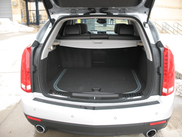 2010 Cadillac SRX Turbo Premium 045.png