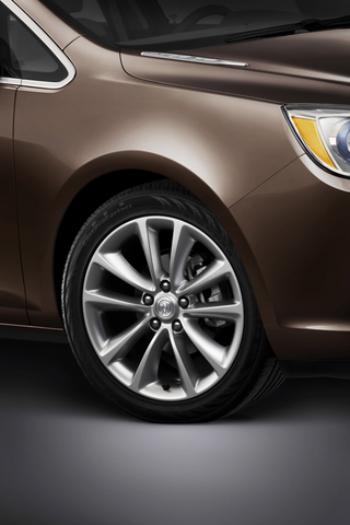 2012 Buick Verano 18-Inch Aluminum Wheel Close-Up