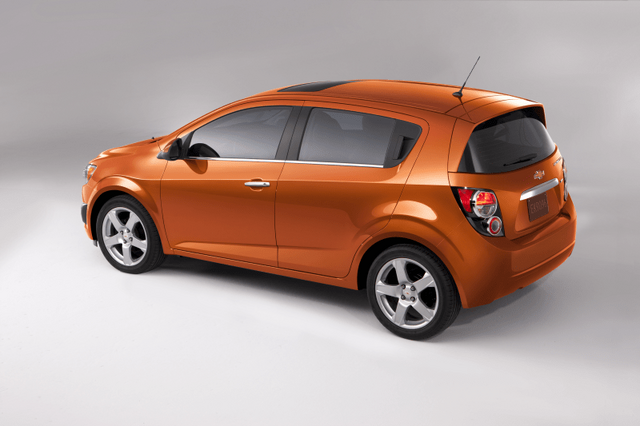 2012 Chevrolet Sonic 039.png