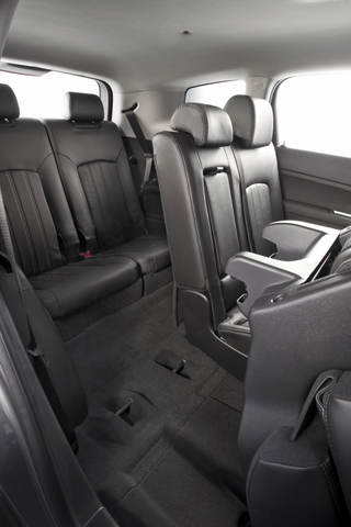 2011 Chevrolet Orlando 038.png