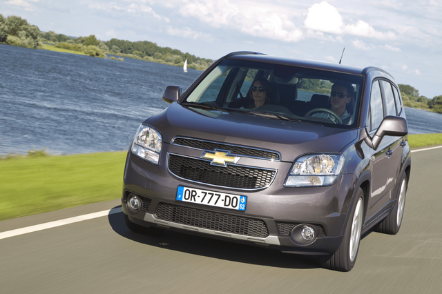 2011 Chevrolet Orlando 032.png