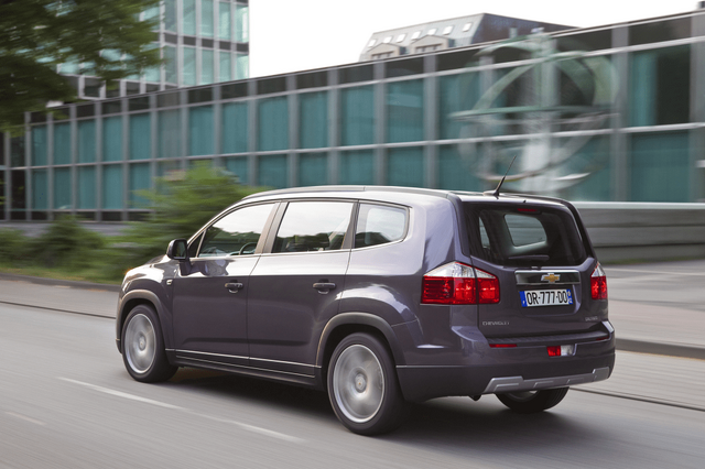 2011 Chevrolet Orlando 031.png