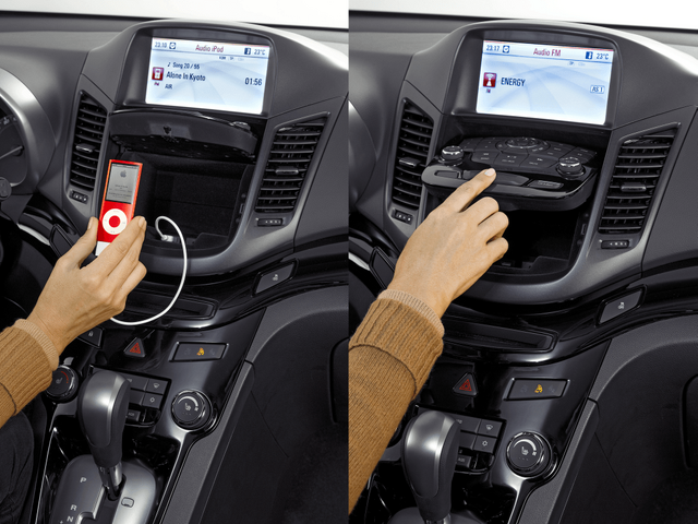 2011 Chevrolet Orlando 039.png