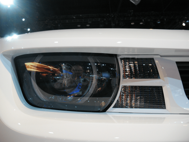 2011 Chevrolet Camaro Pacecar 043.png