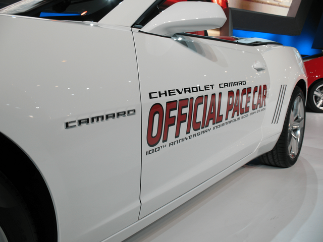 2011 Chevrolet Camaro Pacecar 042.png