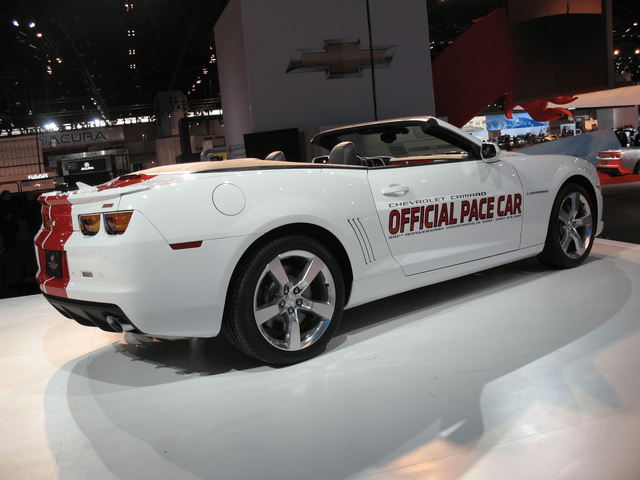 2011 Chevrolet Camaro Pacecar 039.png