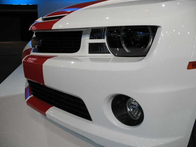 2011 Chevrolet Camaro Pacecar 041.png