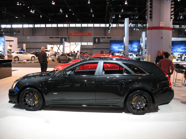 2011 Cadillac CTS-V Black Diamond 046.png