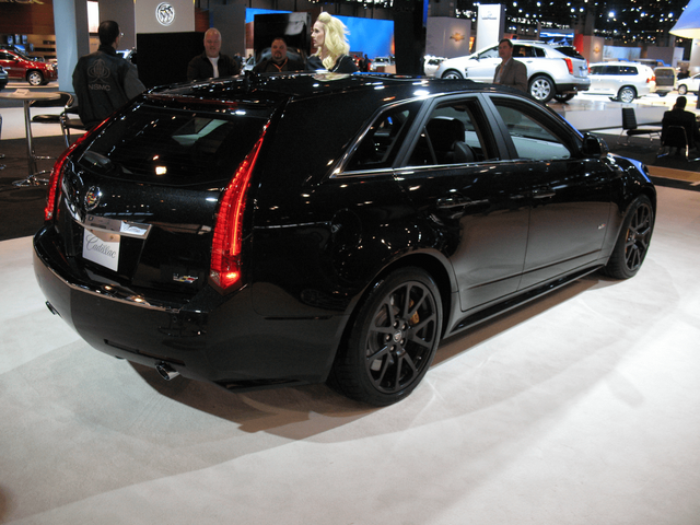 2011 Cadillac CTS-V Black Diamond 048.png