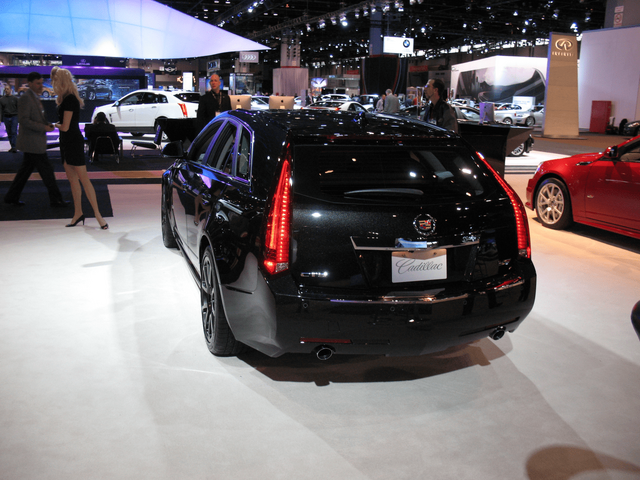 2011 Cadillac CTS-V Black Diamond 047.png