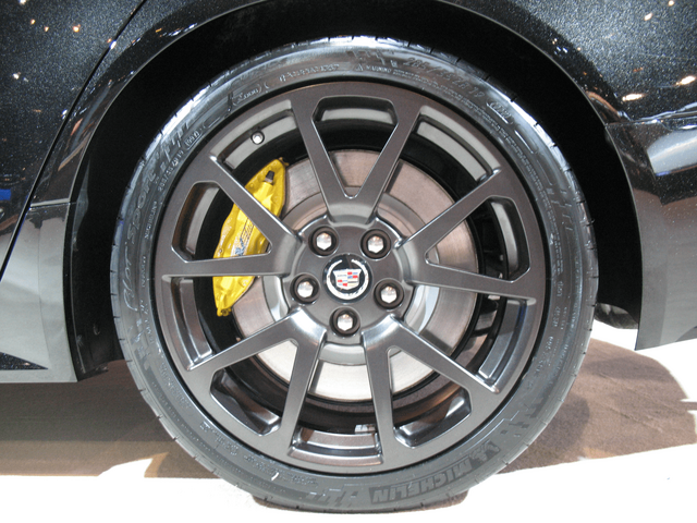2011 Cadillac CTS-V Black Diamond 043.png