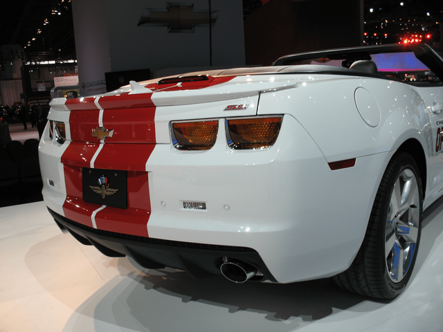 2011 Chevrolet Camaro Pacecar 049.png