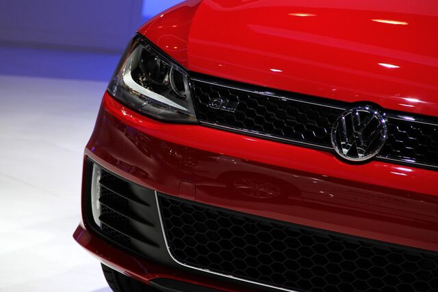 2012 Volkswagen Jetta GLI — Front Fascia Detail