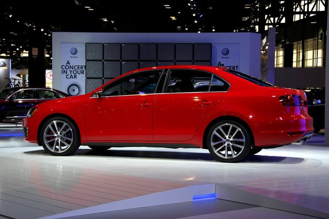 2012 Volkswagen Jetta GLI — Driver-Side Profile at Auto Show
