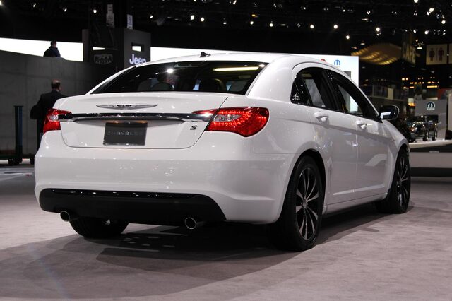 Chrysler 200 S sedan rear three-quarter auto show