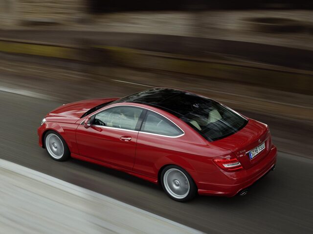 2012_C-Class_Coupe_20_medium.jpg