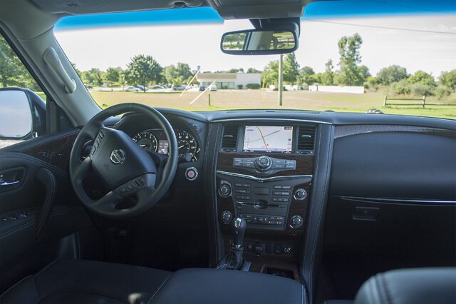 2017 Nissan Armada 3.jpg