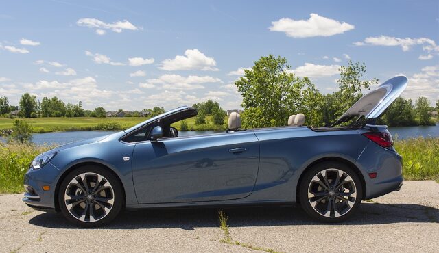 2016 Buick Cascada Premium convertible top opening sequence