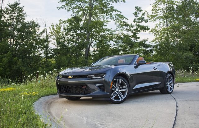 2016 Chevrolet Camaro SS Convertible 5.jpg