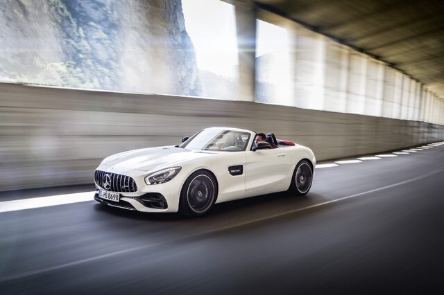 Mercedes-AMG GT Roadster 1.jpg