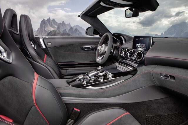 Mercedes-AMG GT Roadster 3.jpg