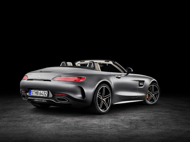 Mercedes-AMG GT-C Roadster 3.jpg