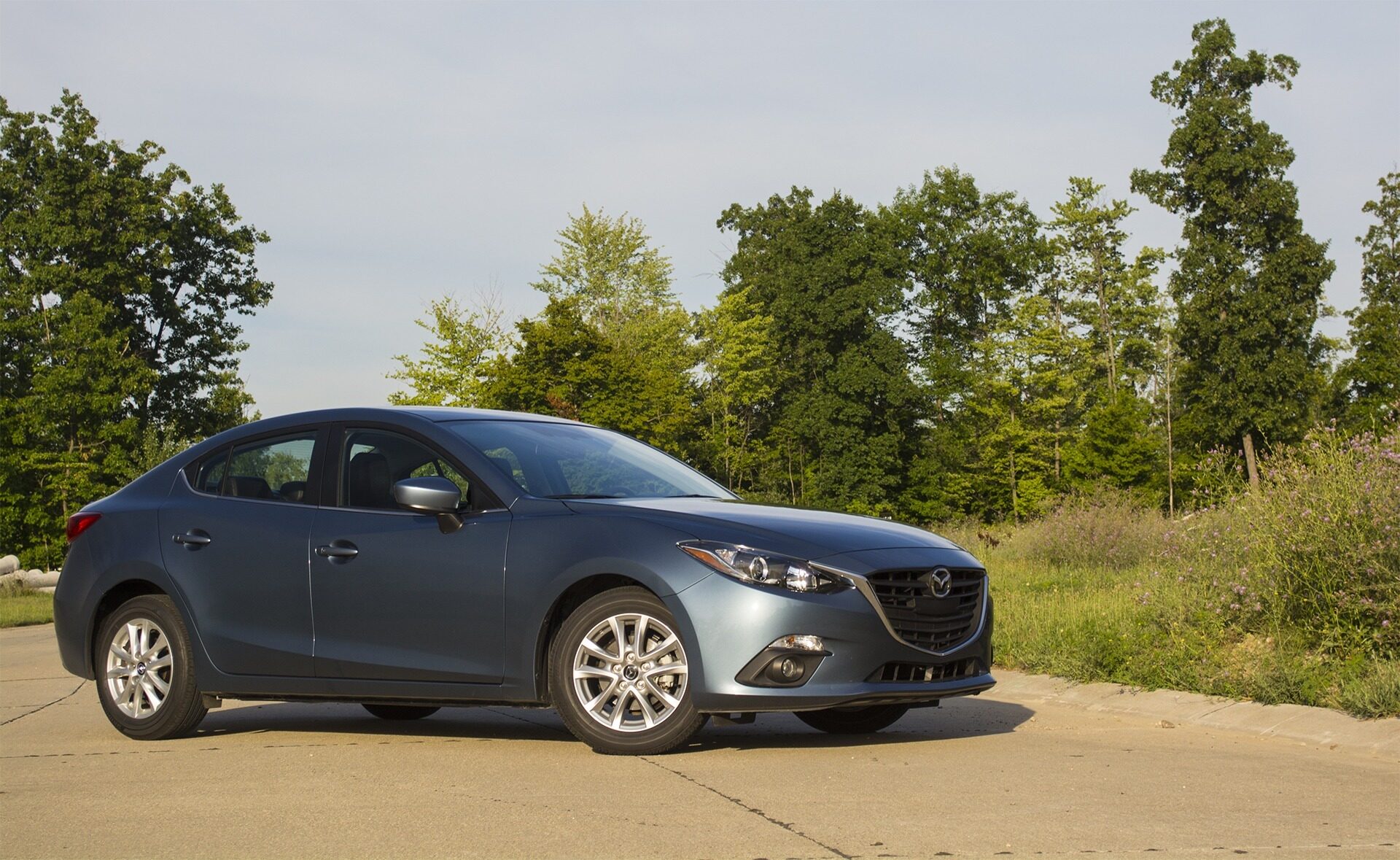 Quick Drive: 2016 Mazda 3i Grand Touring