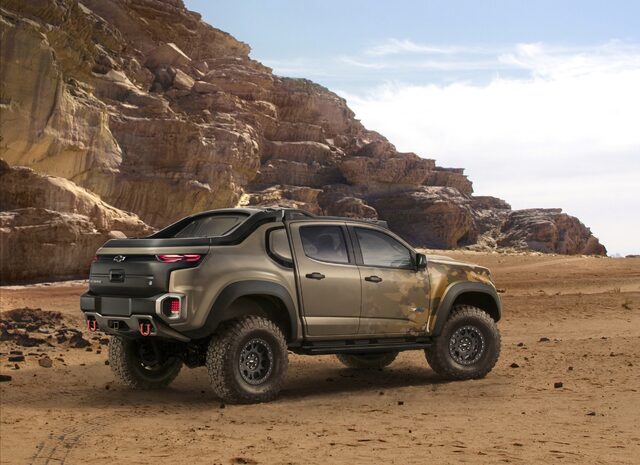 Chevrolet Colorado ZH2 Fuel Cell 3.jpg