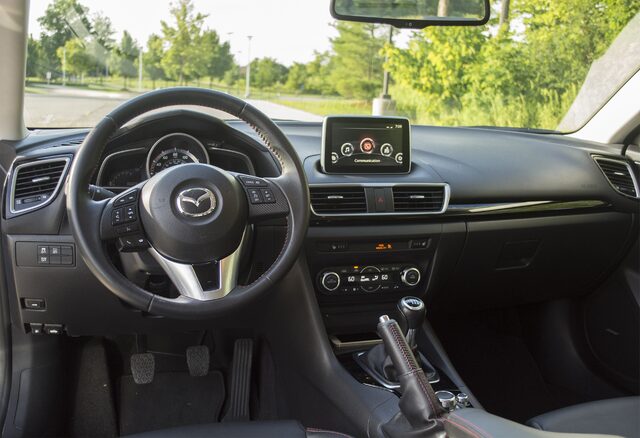 2016 Mazda 3i Grand Touring - Interior Dashboard and Infotainment