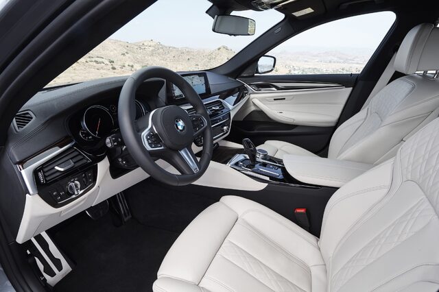57ff85c6907df-2017BMW5Series9.jpg