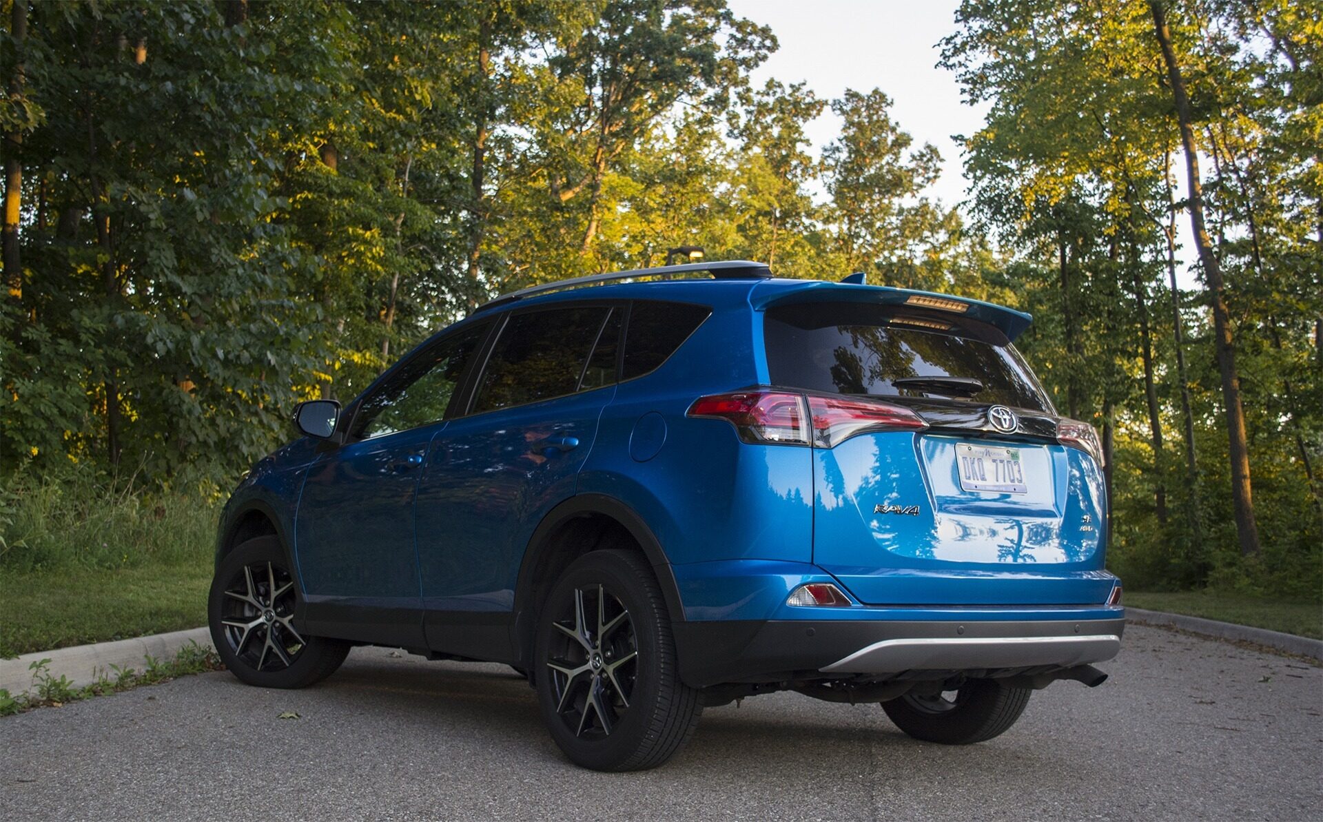 Review: 2016 Toyota RAV4 SE