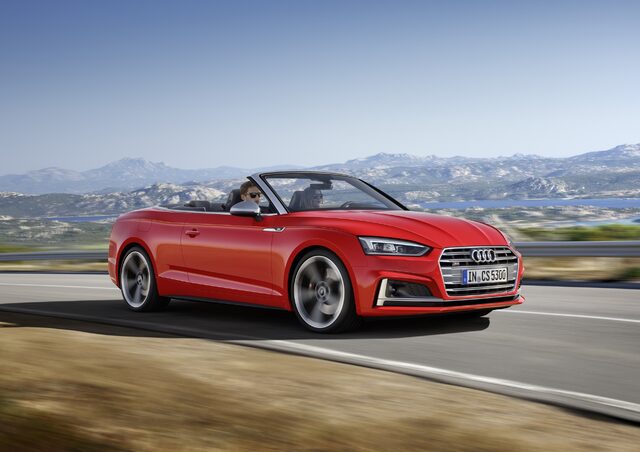 2017 Audi S5 Cabriolet 4.jpg