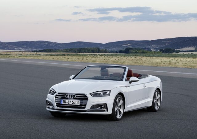 2017 Audi A5 Cabriolet 1.jpg