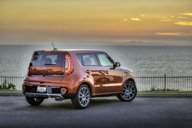 2017 Kia Soul Exclaim Rear Three-Quarter View at Sunset