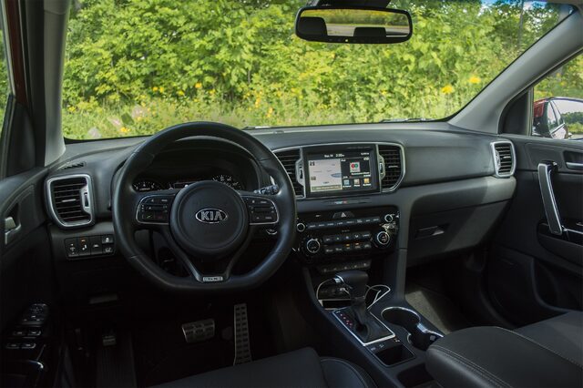 2017 Kia Sportage SX Turbo, interior dashboard and infotainment