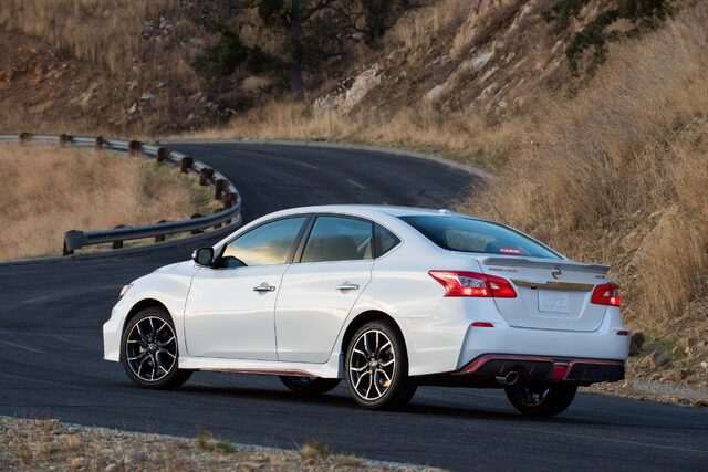 2017 Nissan Sentra NISMO 2.jpg