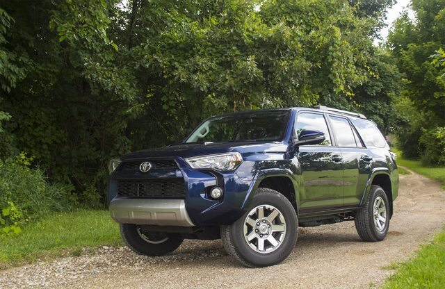 2016 Toyota 4Runner Trail Premium Front Three-Quarter View on Dirt Trail