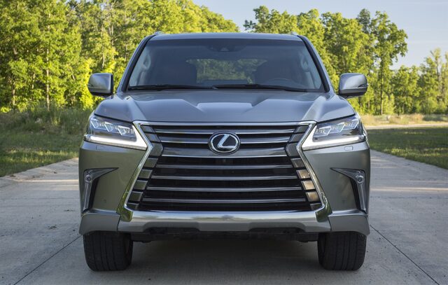 2016 Lexus LX 570 Front Fascia