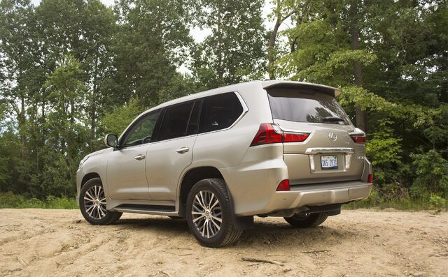 2016 Lexus LX 570 Three-Quarter Rear View Off-Road