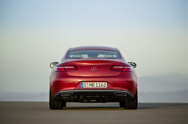 2018 Mercedes-Benz E-Class Coupe 8.jpg