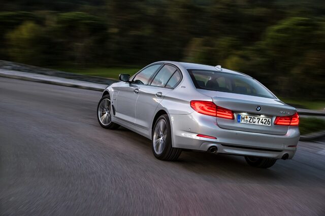 2018 BMW 530e iPerformance 4.jpg